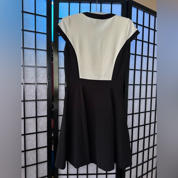 Black and white dress H&M - Picture 3 of 3